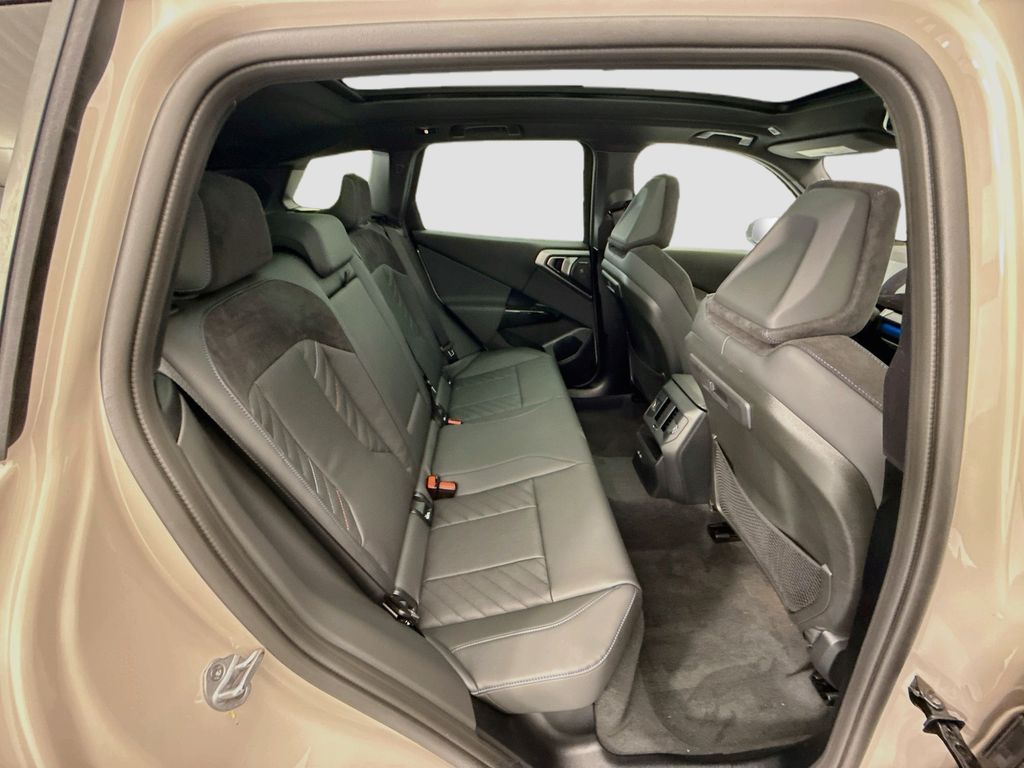 Thumbnail: 2026 BMW X3 - 21