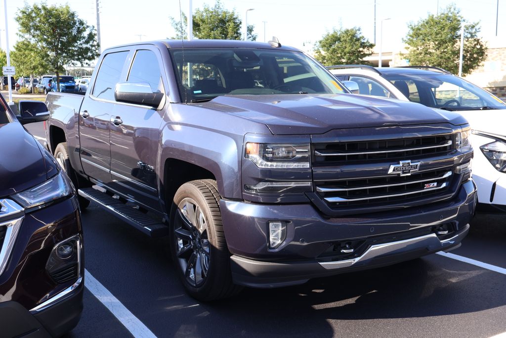 Thumbnail: 2018 Chevrolet Silverado 1500 - 3