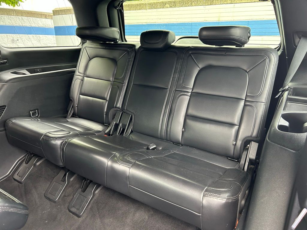 Thumbnail: 2020 Lincoln Navigator - 20