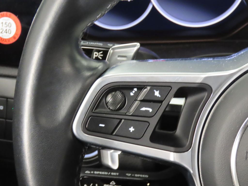 Thumbnail: 2023 Porsche Cayenne - 19