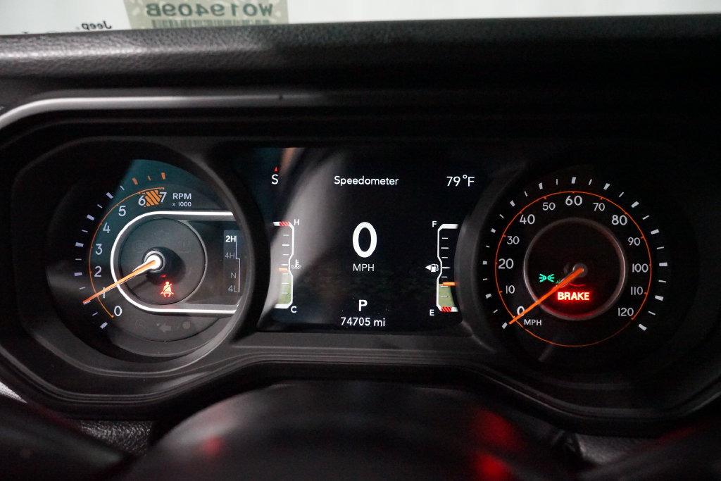 Thumbnail: 2024 Jeep Wrangler - 16