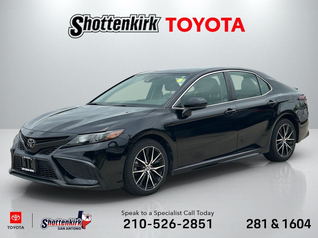 Midnight Black Metallic 2021 Toyota Camry Sedan Front-Wheel Drive 8-Speed Automatic
