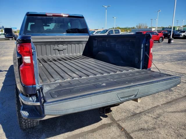 2020 Chevrolet Silverado 2500HD LTZ 29