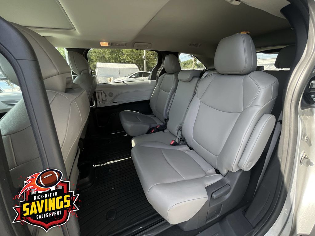 Used 2025 Toyota Sienna Van