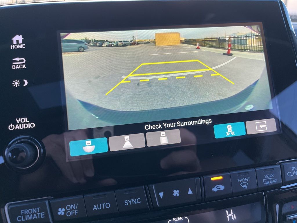 Thumbnail: 2021 Honda Odyssey - 25