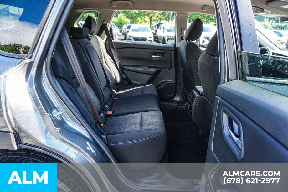 Used 2025 Gray Nissan SV image 22