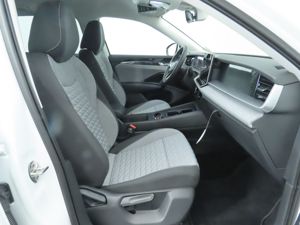 Thumbnail: 2026 Volkswagen Tiguan - 20