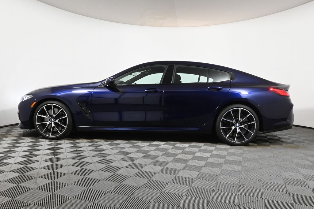 Thumbnail: 2022 BMW 8 Series - 2