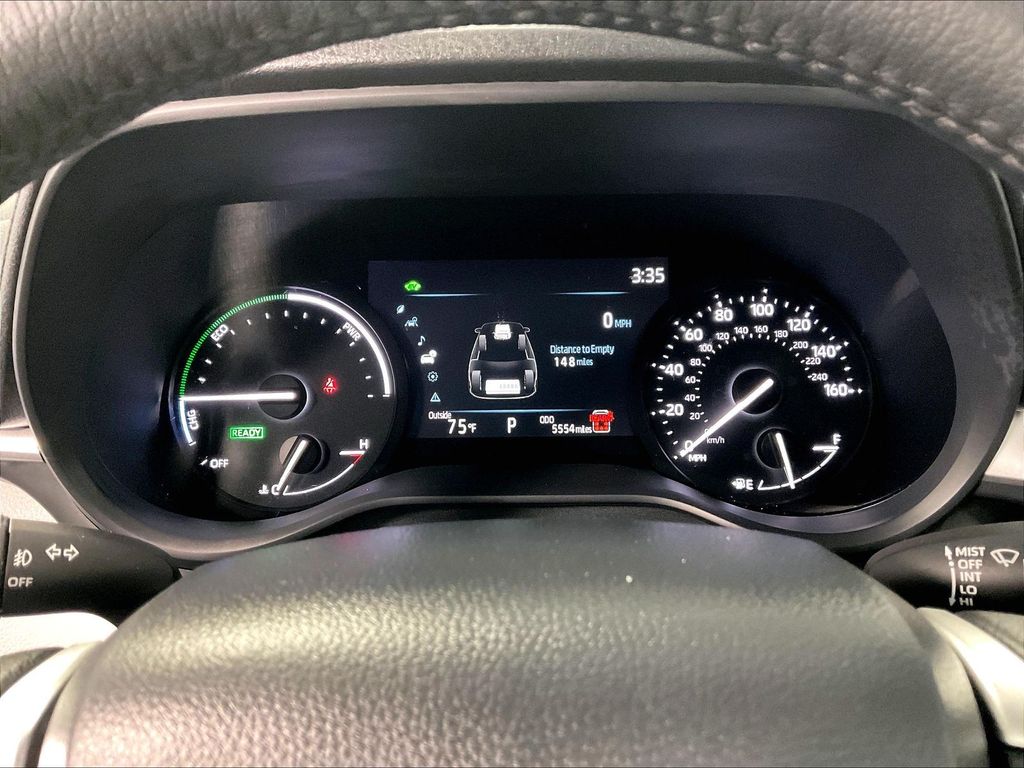 2025 Toyota Sienna — photo 26