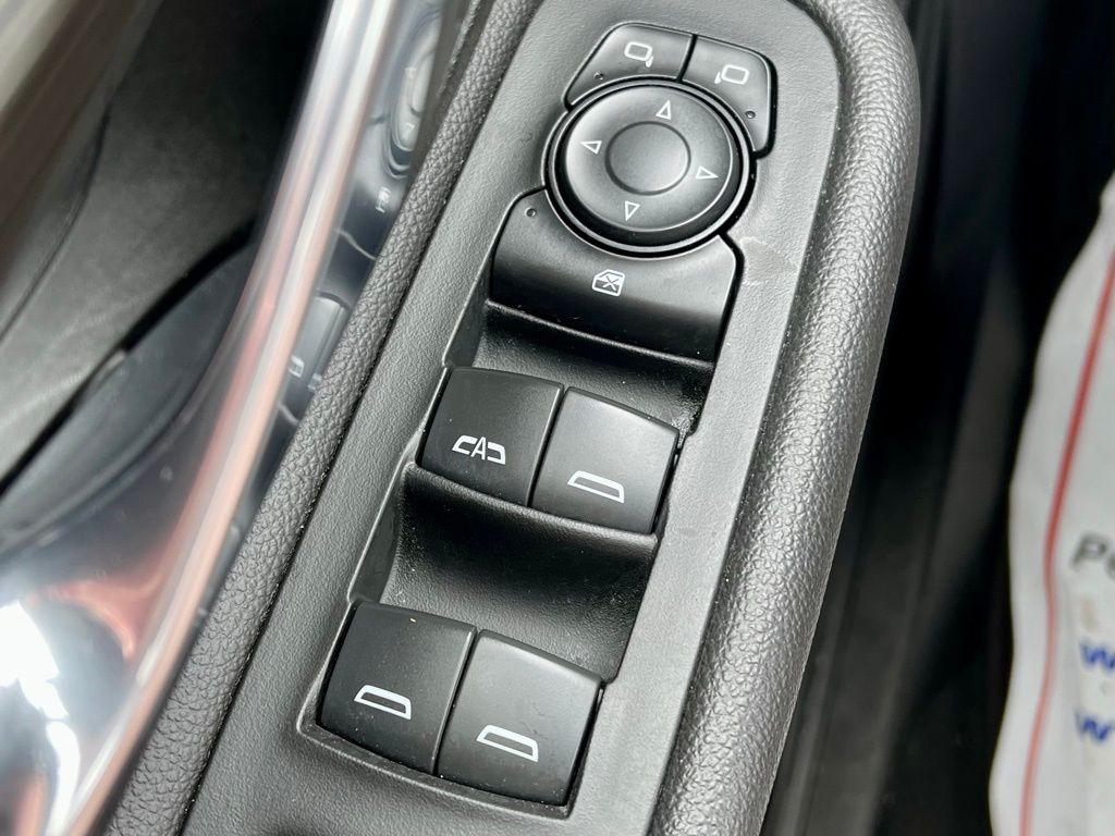 2022 GMC Terrain SLT photo