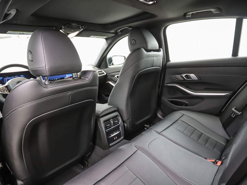 2025 BMW 3 Series 330i xDrive 20