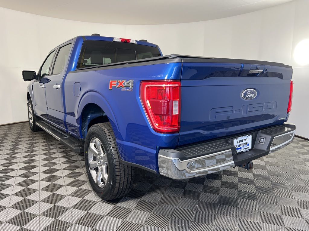 Used 2022 Blue Ford XLT image 7