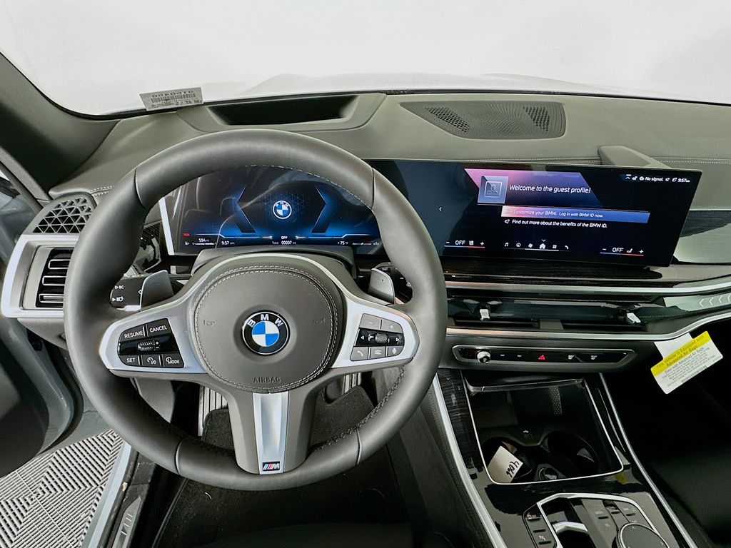 Thumbnail: 2026 BMW X5 - 10