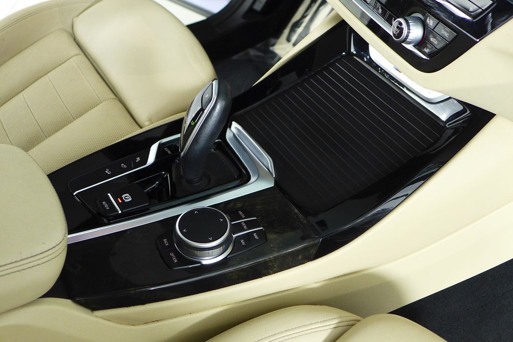 Thumbnail: 2019 BMW X3 - 15