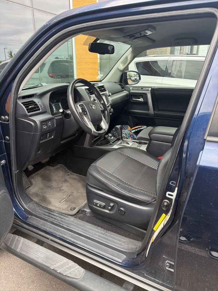 2015 Toyota 4Runner SR5 4WD