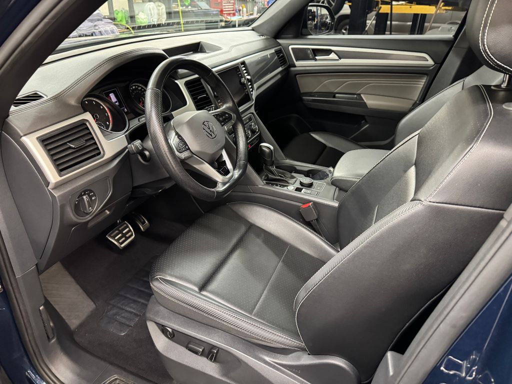 2021 Volkswagen Atlas Cross Sport 3.6L V6 SE w/Technology R-Line