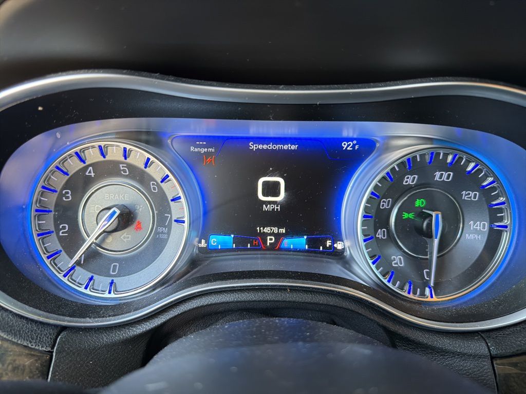 Thumbnail: 2016 Chrysler 300 - 5