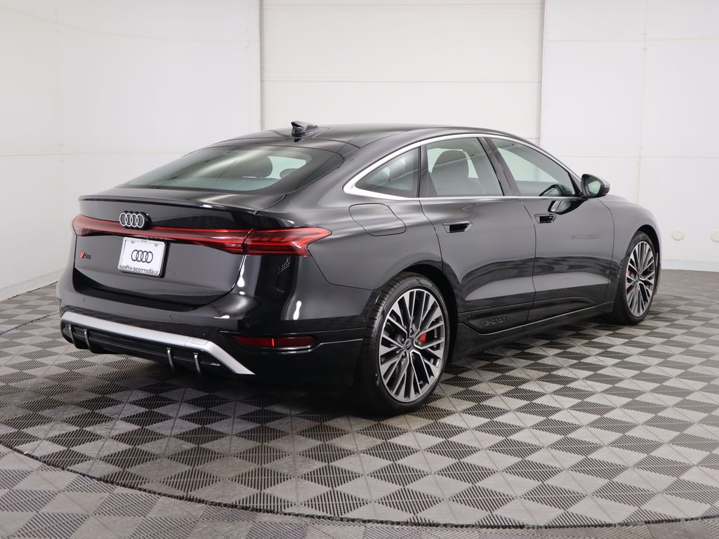Thumbnail: 2025 Audi S6 - 5