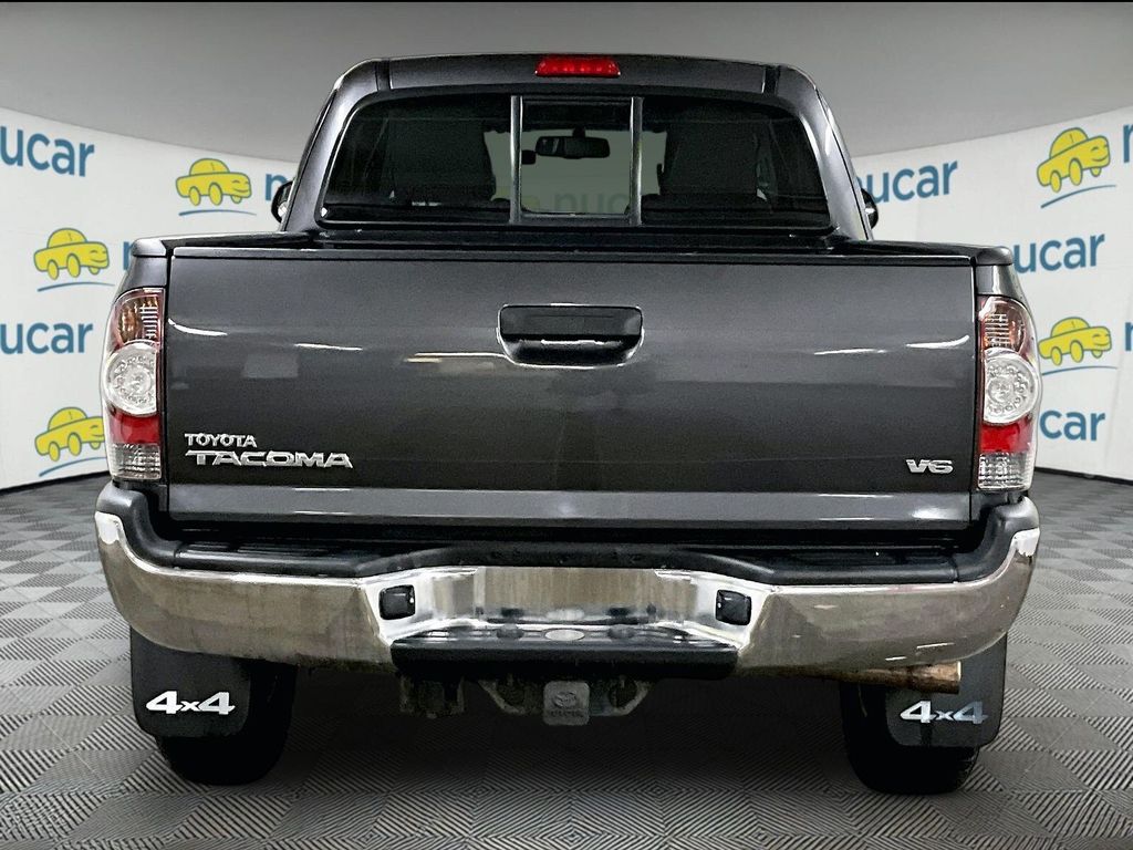 2013 Toyota Tacoma — photo 5