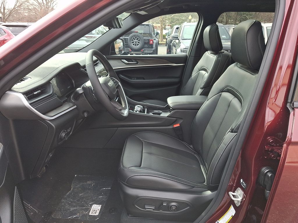New 2026 Jeep Grand Cherokee SUV
