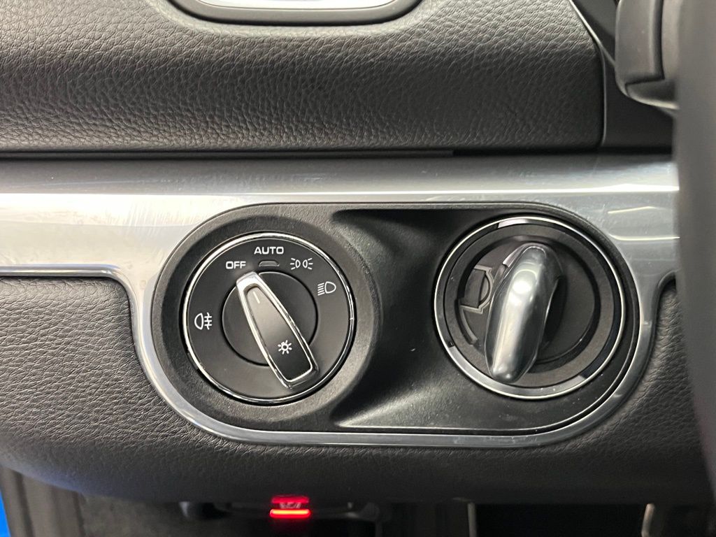 Thumbnail: 2023 Porsche 718 Cayman - 28