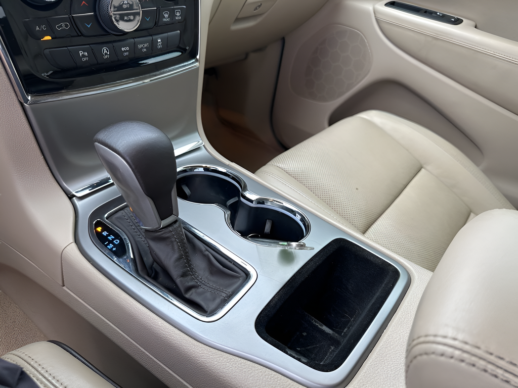 Used Car 2020 Jeep Grand Cherokee  Overland For Sale Under $25,000 In Austin, Texas