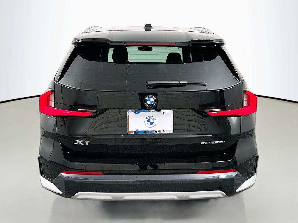 Thumbnail: 2026 BMW X1 - 6