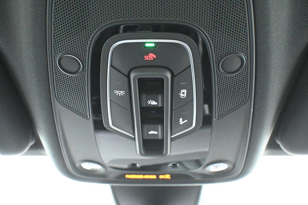 Thumbnail: 2025 Audi Q7 - 17