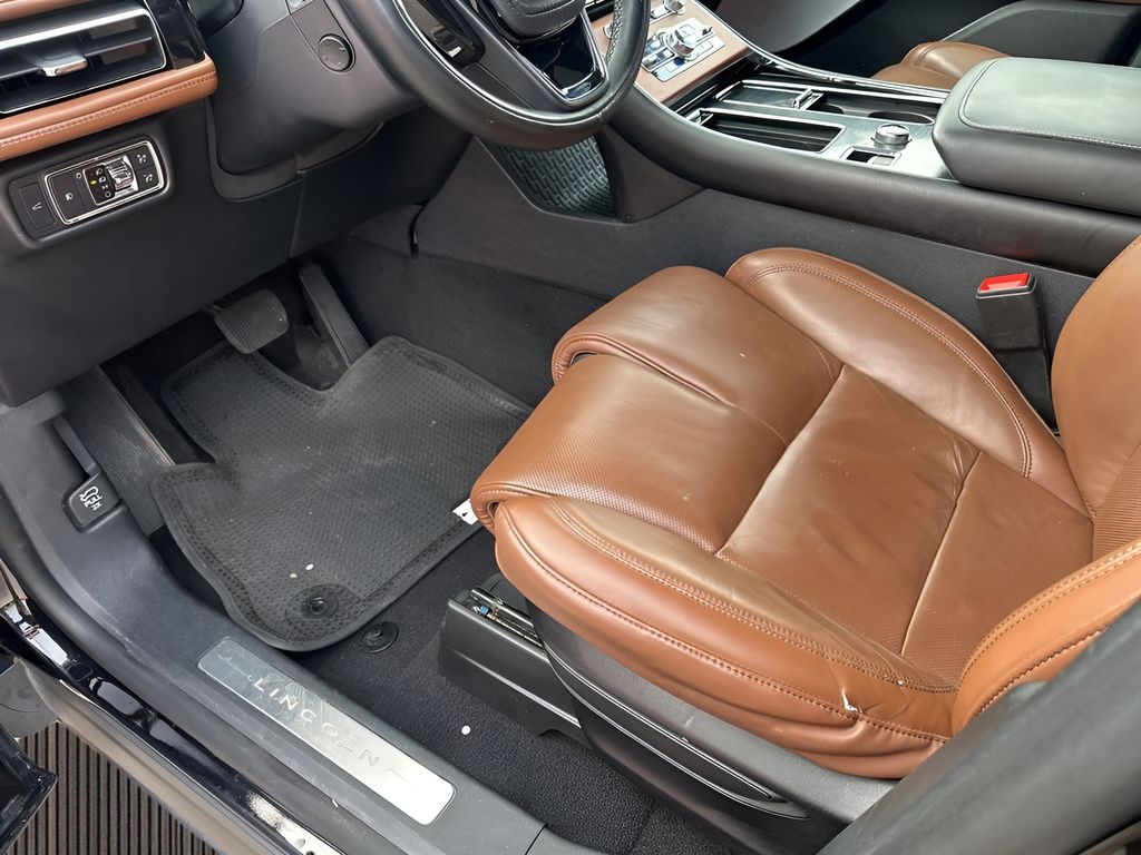 Used Car 2020 Lincoln Aviator  Reserve For Sale Under $25,000 In Austin, Texas