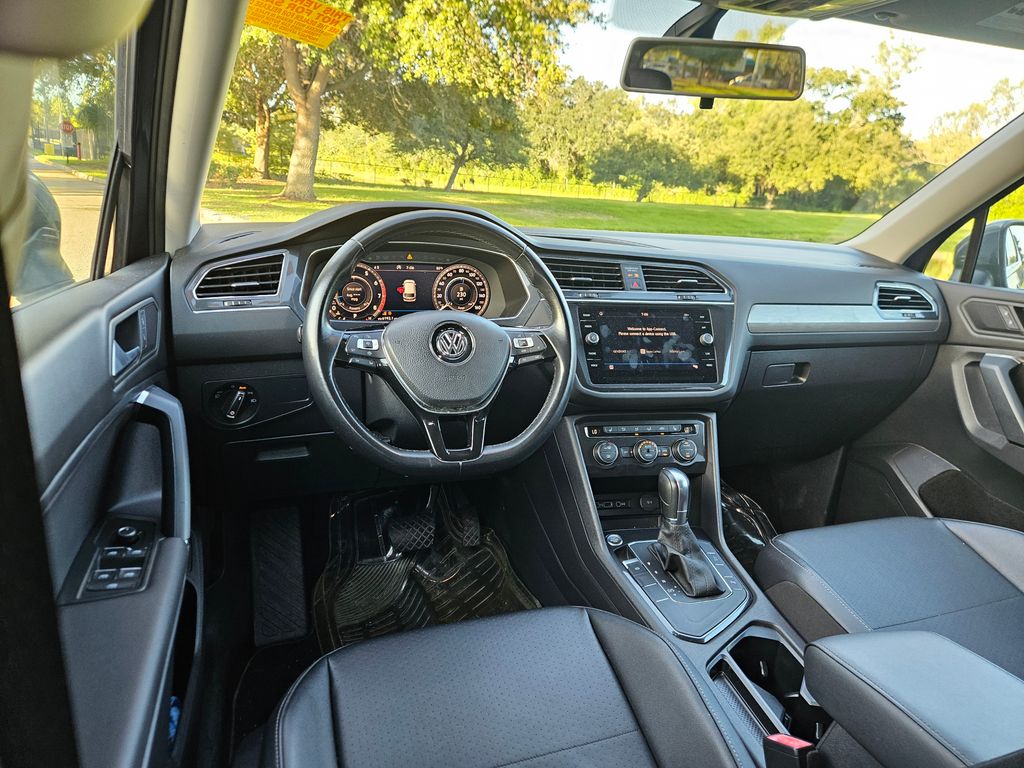 Thumbnail: 2019 Volkswagen Tiguan - 12