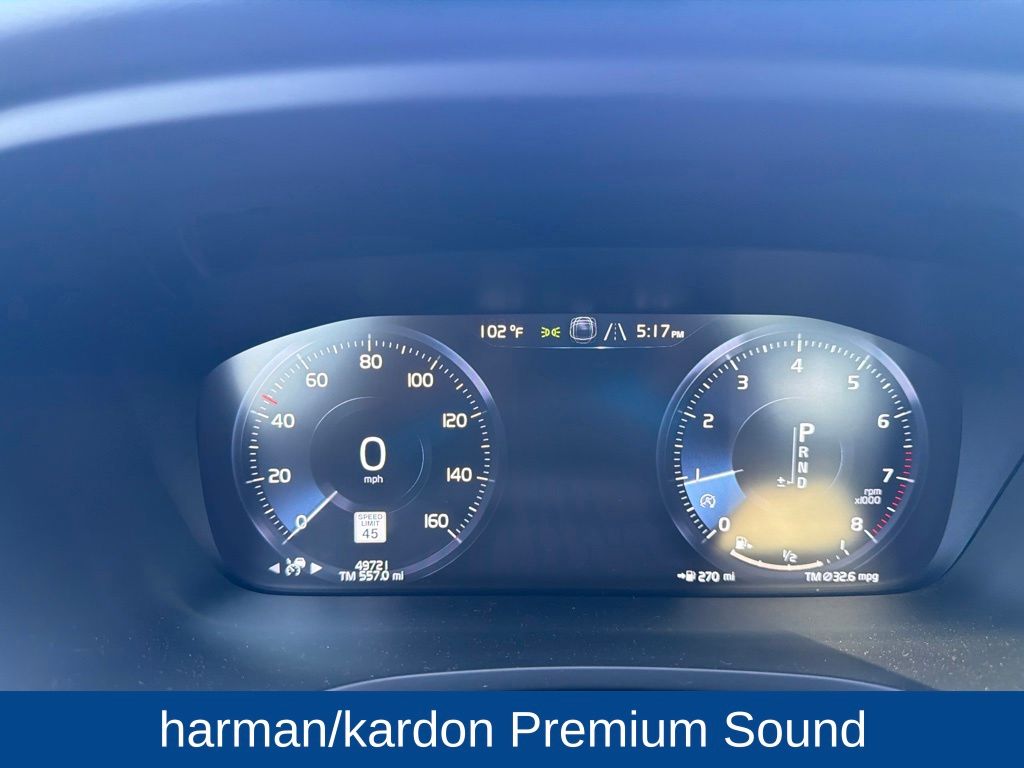 2020 Volvo V60 T5 Momentum
