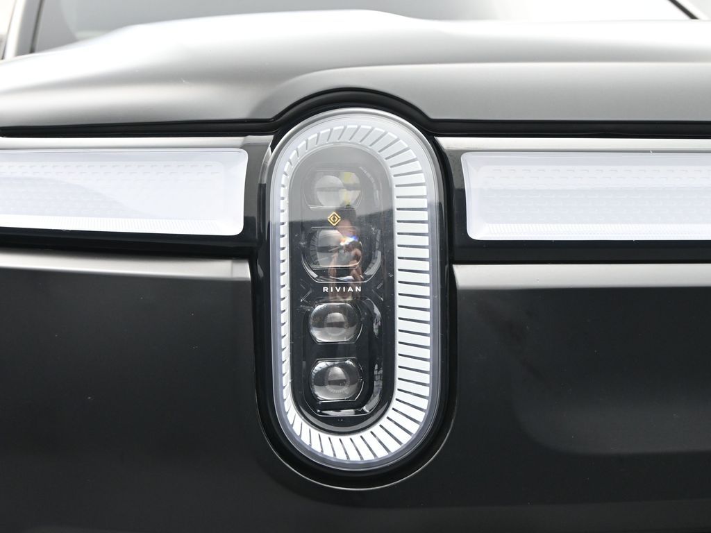 2023 Rivian R1T Adventure