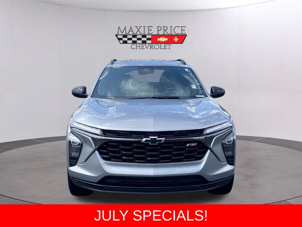 Used 2024 Chevrolet Trax SUV