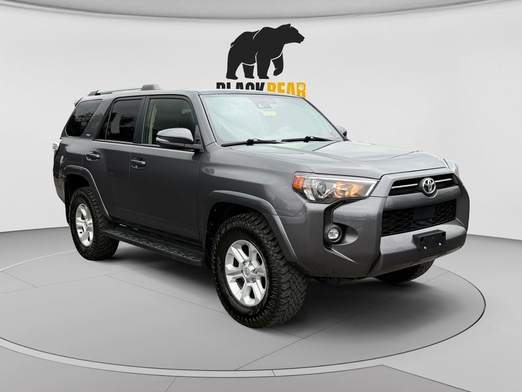  2022 Toyota 4Runner SR5 Premium 4WD   