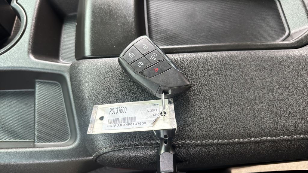 Used 2023 GMC Sierra 1500 Elevation 4D Crew Cab