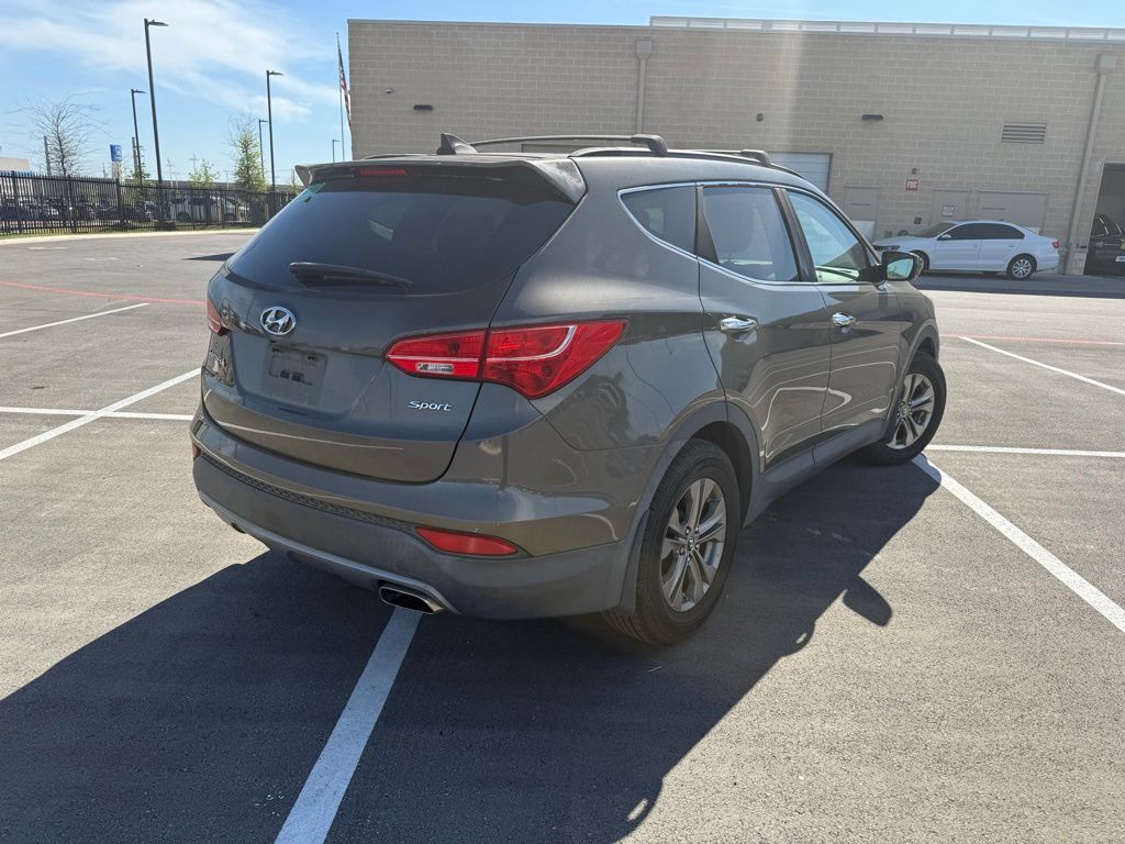 Thumbnail: 2014 Hyundai Santa Fe - 4