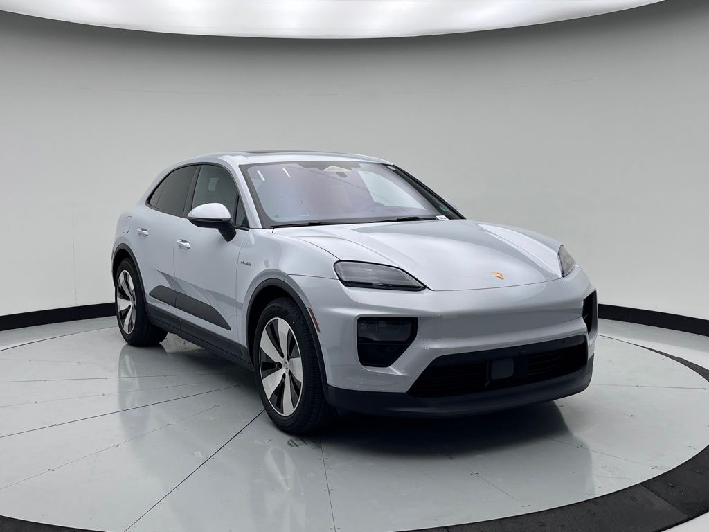 Thumbnail: 2025 Porsche Macan - 9