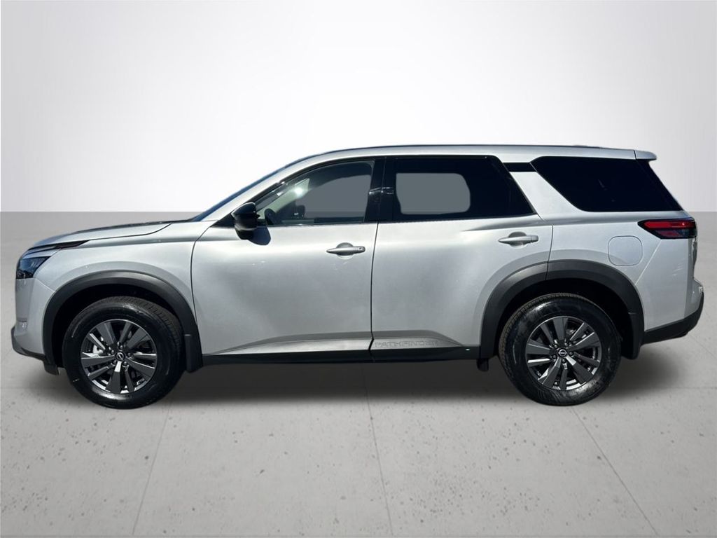 2025 Nissan Pathfinder S