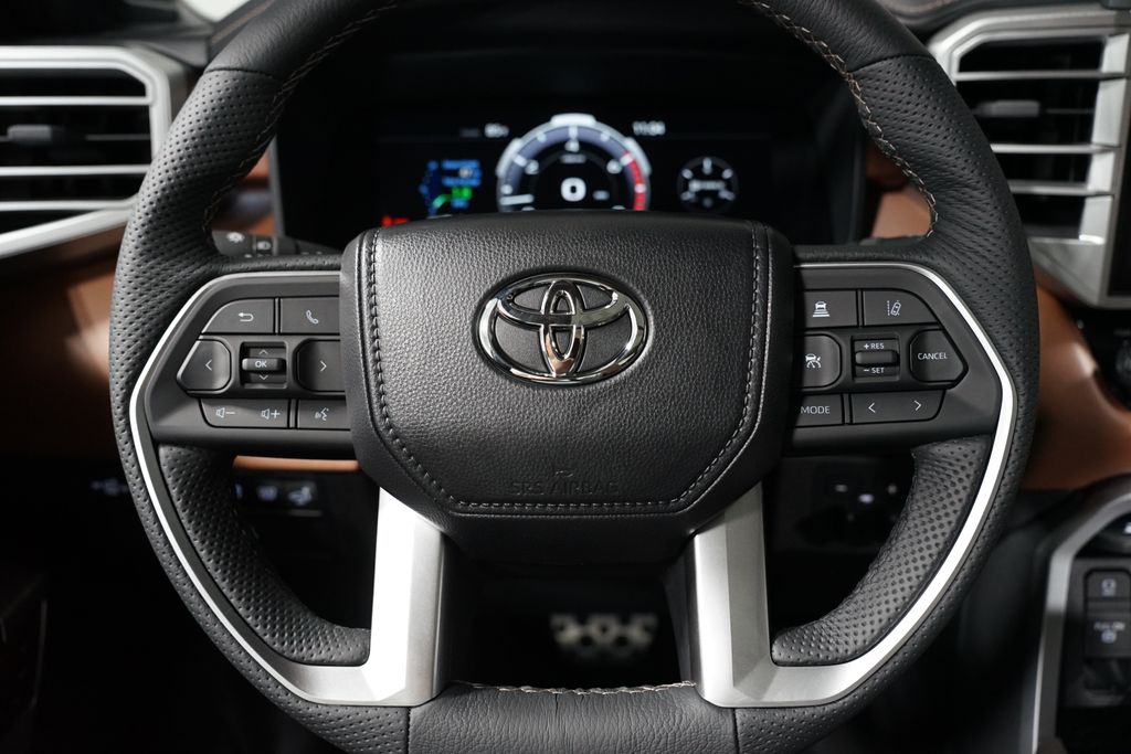Thumbnail: 2025 Toyota Tundra - 14
