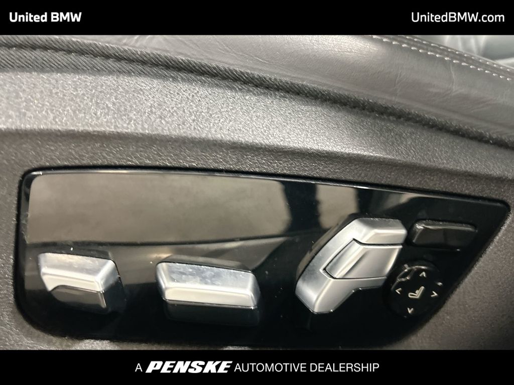 Thumbnail: 2022 BMW 7 Series - 12