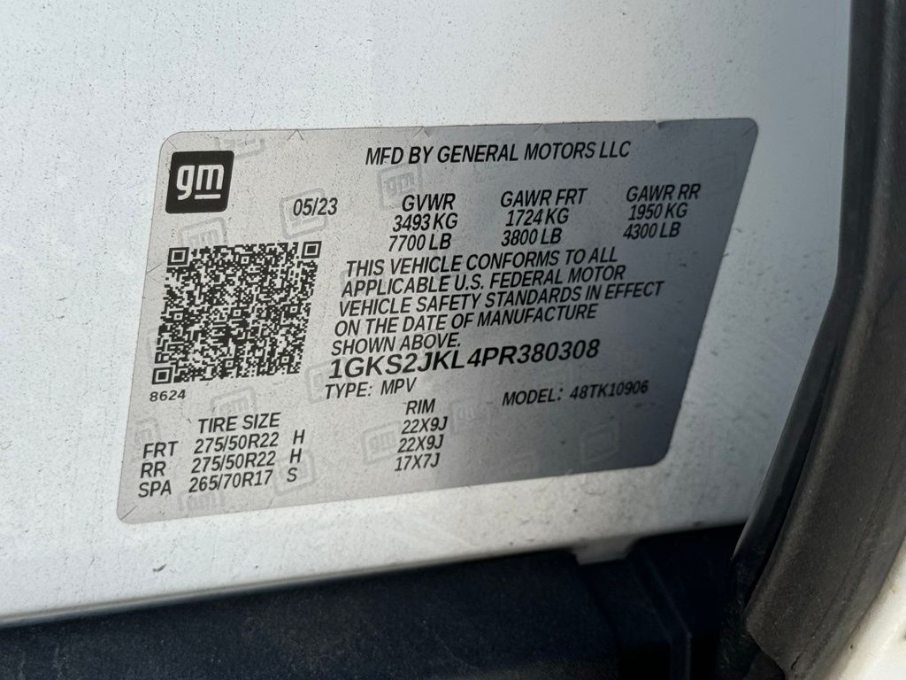 2023 GMC Yukon XL Denali Summit White - Jim Hudson Acura - Image 22