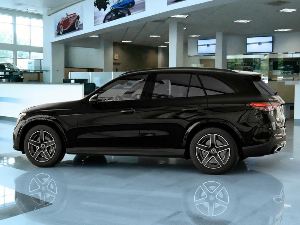 Thumbnail: 2027 Mercedes-Benz GLC - 31