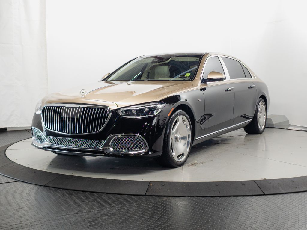 Used 2024 Black Mercedes-Benz Maybach S 680 image 3