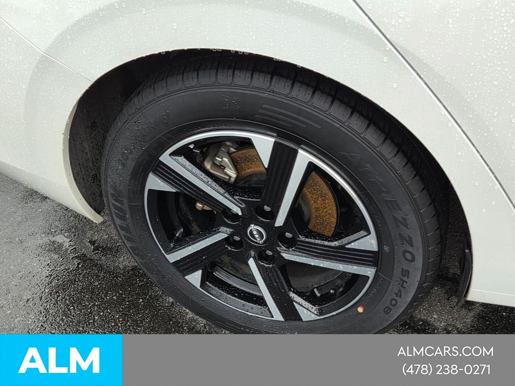 Used 2024 White Nissan SV image 26