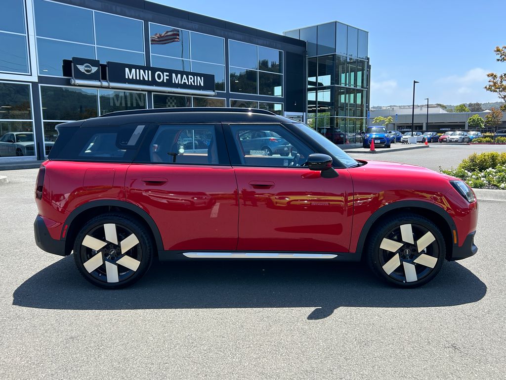 2025 MINI Cooper Countryman Signature 6