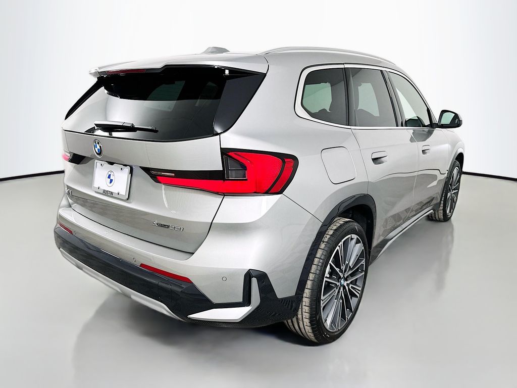 Thumbnail: 2026 BMW X1 - 5