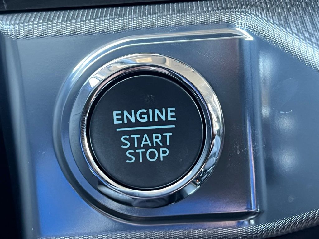 2025 Ford F-150 Lariat White at Davis Toyota of Orangeburg