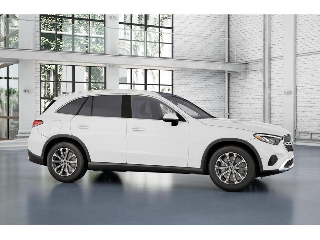 2025 Mercedes-Benz GLC 300 14