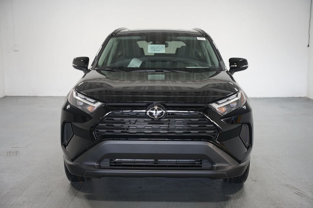 Thumbnail: 2025 Toyota RAV4 - 2