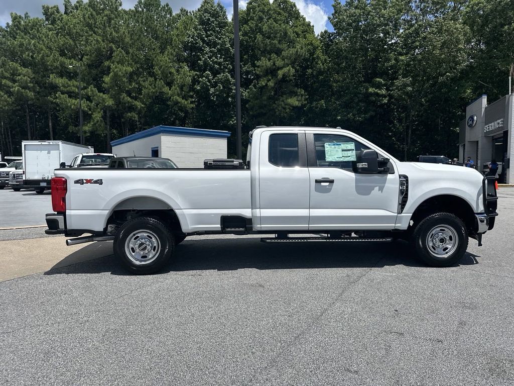 2024 Ford F-250SD XL 8